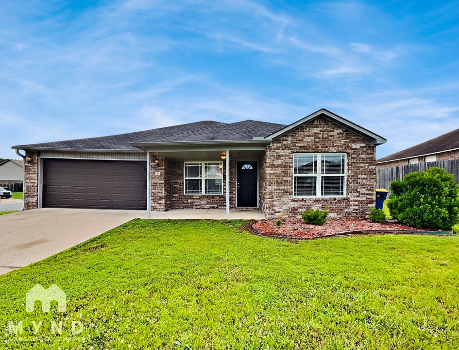 14 Bristol Dr in Cabot, AR - Building Photo