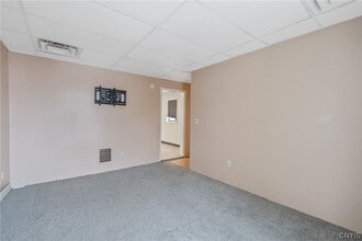 103 E 7th St in Oswego, NY - Building Photo - Building Photo