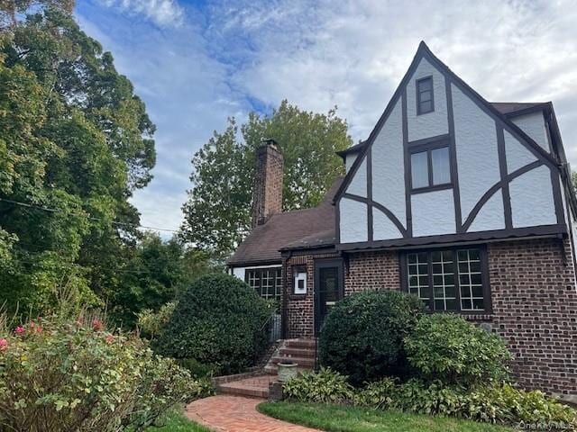 property at 202 E Garden Rd