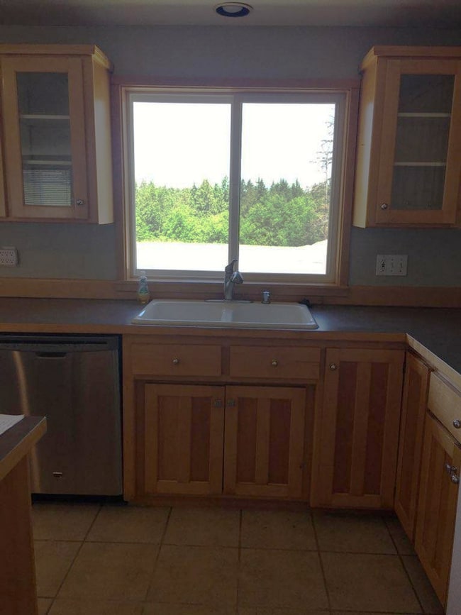 4560 Misty Ln in Bellingham, WA - Building Photo - Building Photo