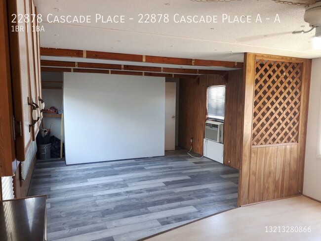 22878 Cascade Pl