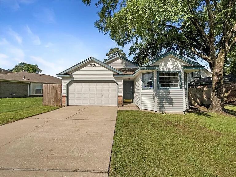 22951 Sherioaks Ln in Spring, TX - Building Photo