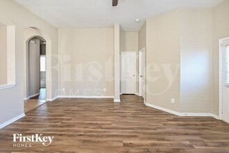 14302 Merganser Dr in Houston, TX - Foto de edificio - Building Photo