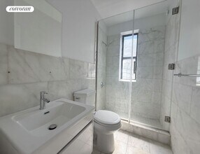 1632 Madison Ave in New York, NY - Building Photo - Building Photo