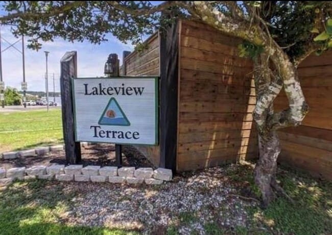 property at 204 Lakeview Terrace