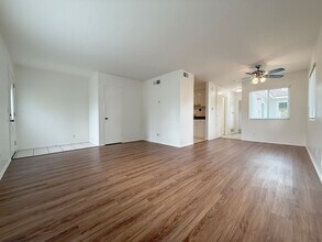 8162 Eastport Dr in Huntington Beach, CA - Building Photo - Building Photo