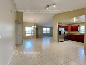 1389 SW 151st Ave in Sunrise, FL - Building Photo - Building Photo