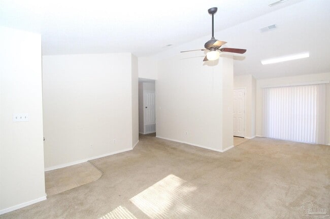 8126 Crystal Wells Pl in Pensacola, FL - Building Photo - Building Photo