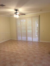 1531 Passion Vine Cir in Weston, FL - Building Photo - Building Photo