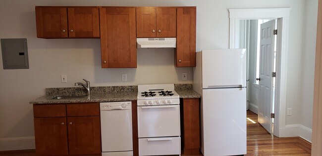 1665 Commonwealth Ave, Unit 2