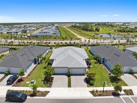 17829 Woodland Ct in Punta Gorda, FL - Building Photo