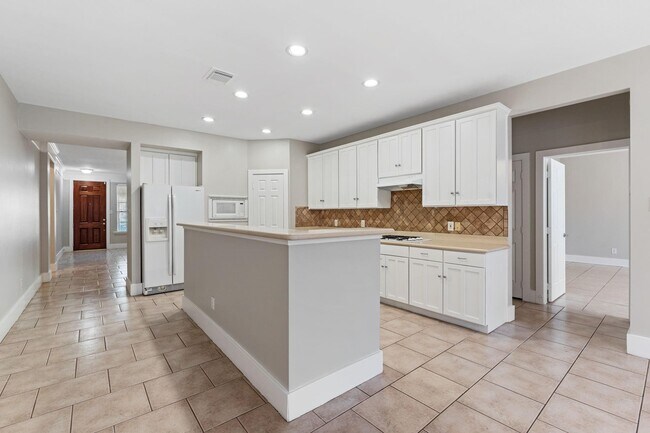 property at 16727 Sonoma Del Norte Dr