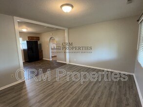 1406 Oswego St in Kokomo, IN - Building Photo - Building Photo