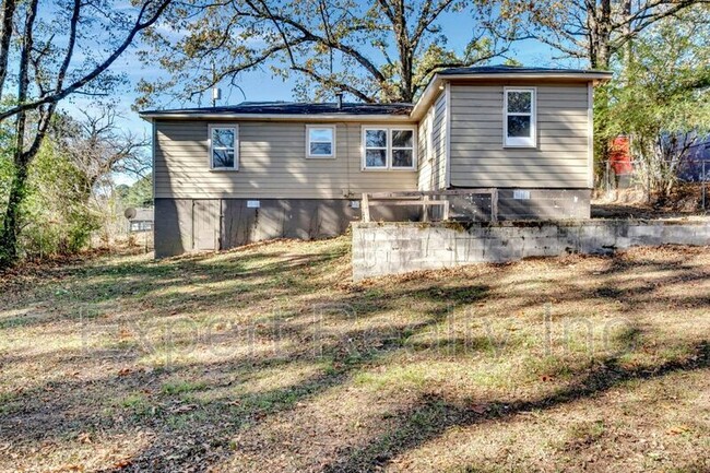 1317 Glenwood St NW in Center Point, AL - Building Photo - Building Photo