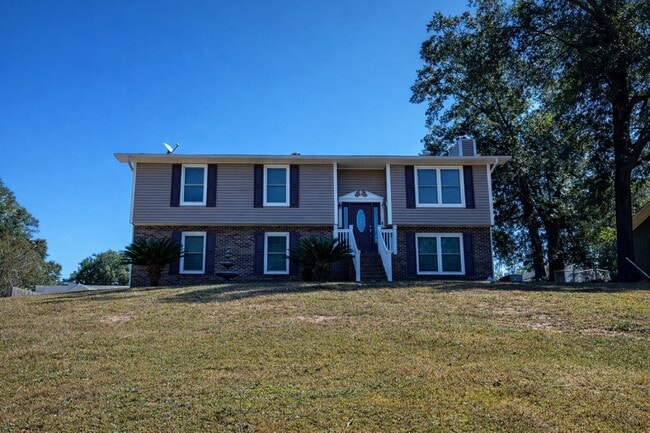 property at 110 Oakland Dr