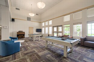 Englewood Vista in Gladstone, MO - Building Photo