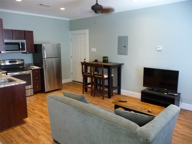 property at 1009 Peden St