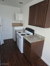 708 Jackson Ave in Las Vegas, NV - Building Photo - Building Photo