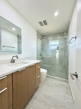 947 N Atmore Cir in Deltona, FL - Foto de edificio - Building Photo