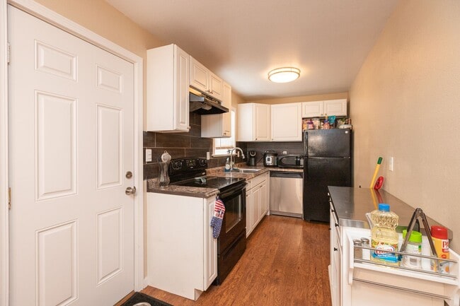 15108 Washington Ave SW in Lakewood, WA - Building Photo - Building Photo