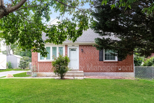 property at 350 Larchwood Rd