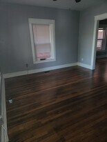 3916 Clark Ave, Unit 1st Level in Kansas City, MO - Building Photo