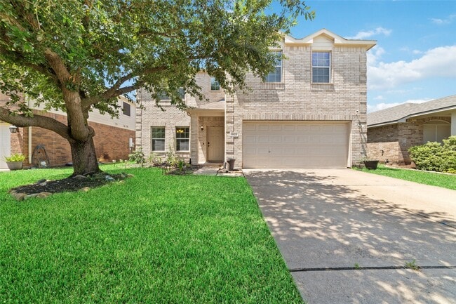 9823 Lynette Falls Dr in Houston, TX - Building Photo - Building Photo