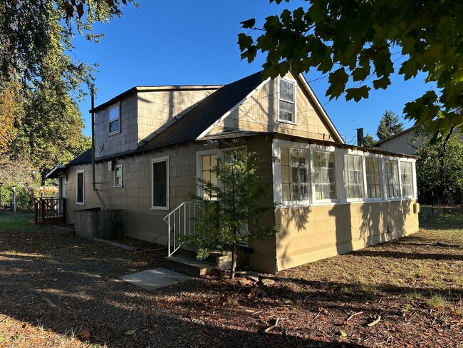 property at 1955 10th St