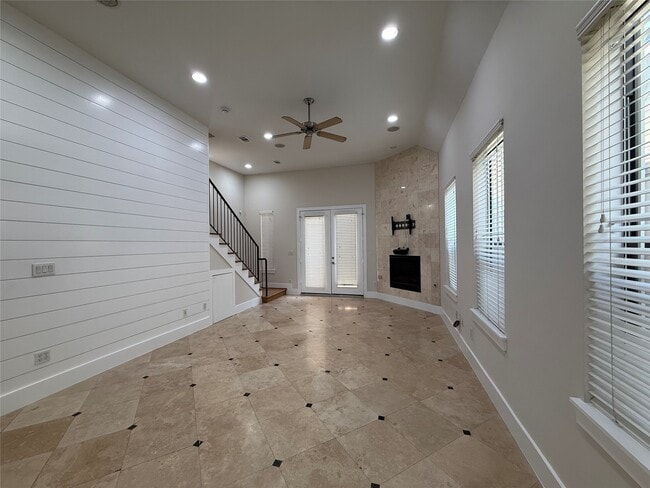 property at 1608 Patterson St