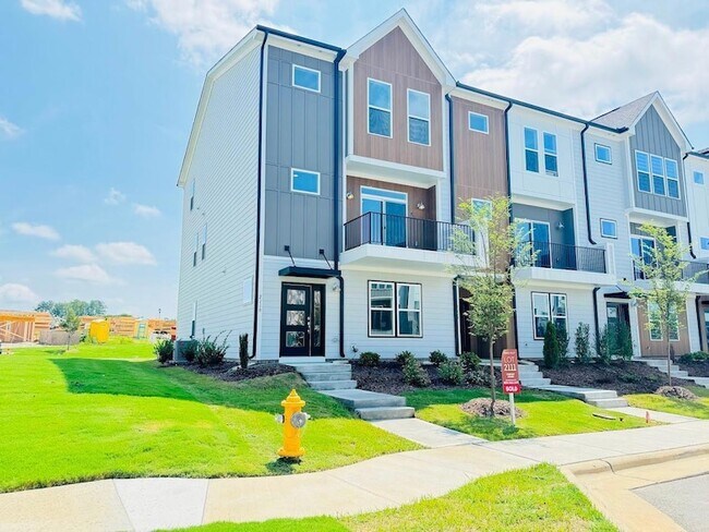 2116 Big Falls Dr, Unit H001 in Wendell, NC - Building Photo - Building Photo