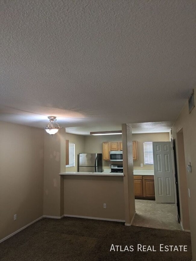 1505 N Center St in Mesa, AZ - Building Photo - Building Photo