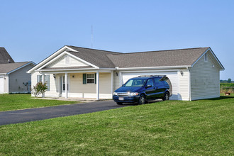 Wesley Yard in Crestline, OH - Foto de edificio - Building Photo