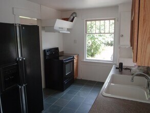 740 N Forest St in Bellingham, WA - Building Photo - Building Photo