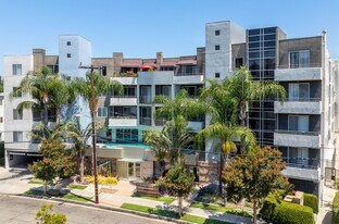 Archview Apartments in Studio City, CA - Building Photo