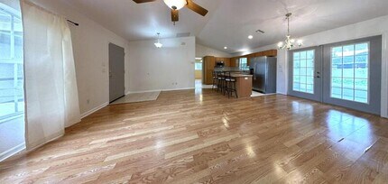 3616 Spinner Ave in North Port, FL - Building Photo - Building Photo