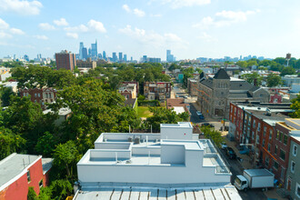 1721 N 25th St in Philadelphia, PA - Foto de edificio - Building Photo