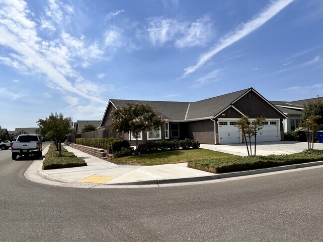 property at 2363 W Heather Ln