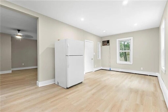 715 Elm St in Woonsocket, RI - Building Photo - Building Photo