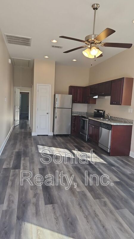 2413 S Johnson St in New Orleans, LA - Building Photo - Building Photo