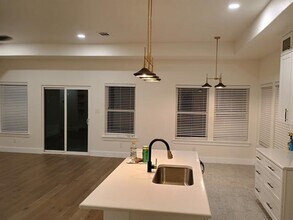 528 Pettit Dr in Newark, TX - Building Photo - Building Photo