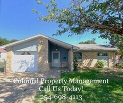 1512 S W S Young Dr in Killeen, TX - Building Photo