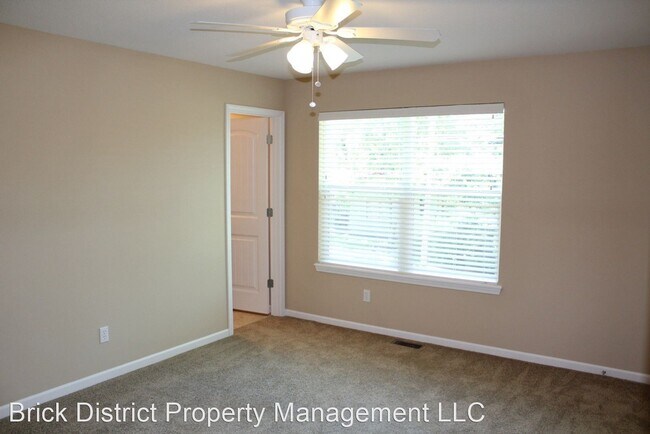 1407 Richardson St in Columbia, MO - Foto de edificio - Building Photo