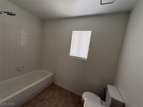 7713 Snow Shoe Way in Las Vegas, NV - Building Photo - Building Photo