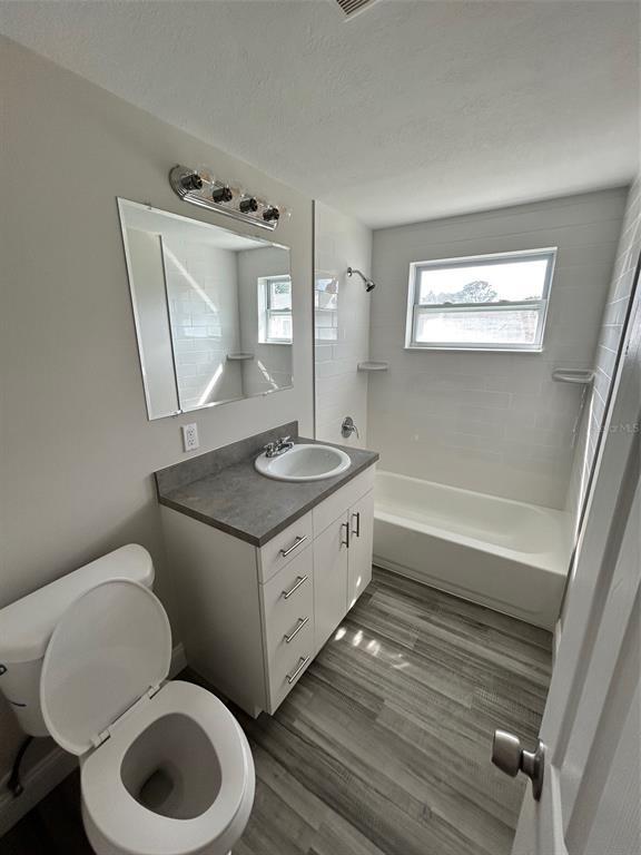 3341 Wiltshire Dr in Holiday, FL - Building Photo - Building Photo