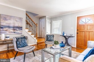 2122 Arlington Terrace in Alexandria, VA - Building Photo - Building Photo