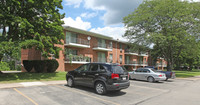 Locust Hill in Rochester, NY - Building Photo - Building Photo