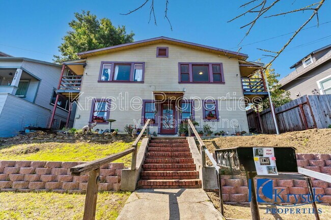 property at 517 Alhambra St