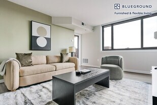 1200 N Veitch St in Arlington, VA - Building Photo