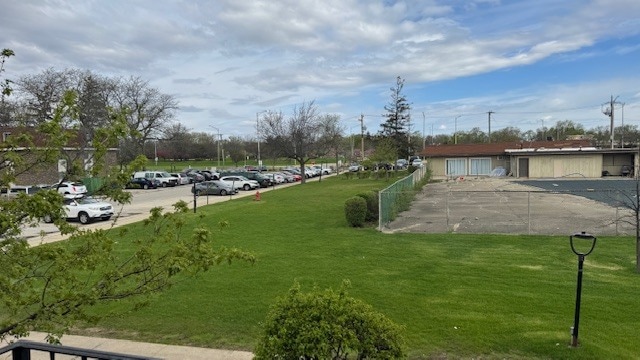 property at 1175 Valley Ln