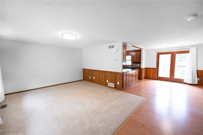273 Allen Dr in Kent, OH - Building Photo - Building Photo